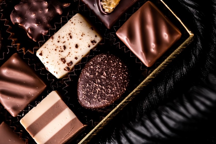 Как шоколад влияет на давление: понижает или повышает?