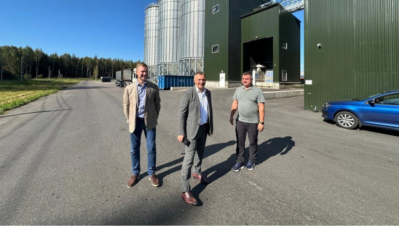 Олег Малащенко на птицефабрике Северная