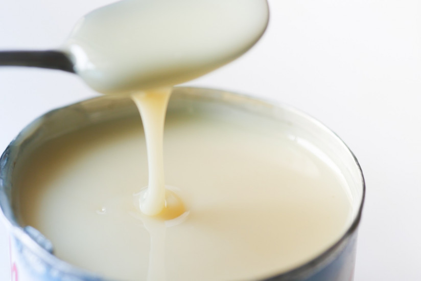 condensed-milk-bowl-close-up