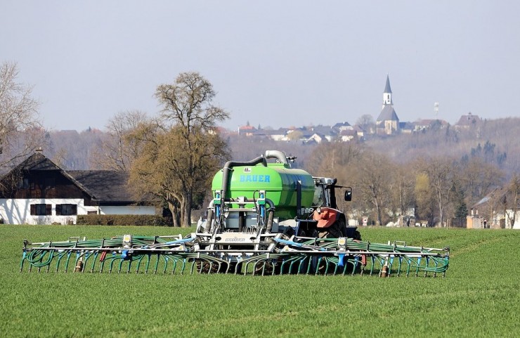 f5e1bae407e3bf228a9f1464a75d4fdcdca07017