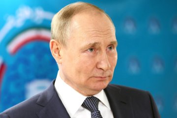 Путин пообещал проработать вопрос о снятии экспортных пошлин на сою