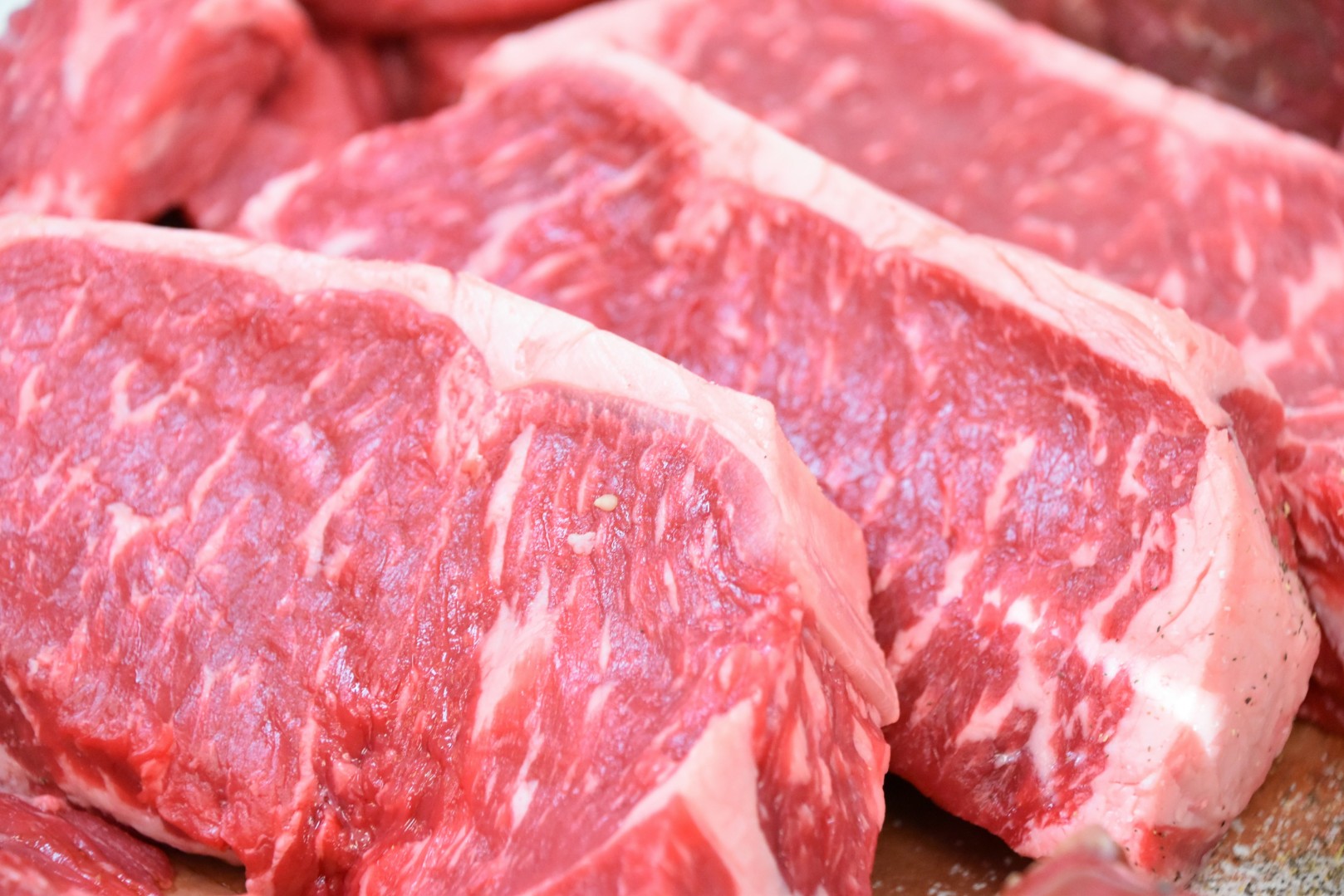 Более трети всего употребленного россиянами в 2023 году мяса — свинина