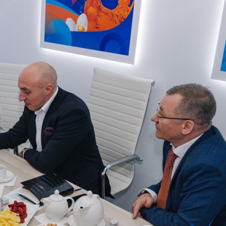 Руководители МЕГАМИКСА — о рисках птицеводства, кадровом вопросе в АПК и сотрудничестве с Китаем